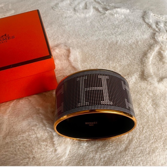 AUTHENTIC Hermes Paris bangle bracelet - new/never worn - Picture 2 of 3